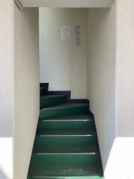 白石ハイツ ロビー