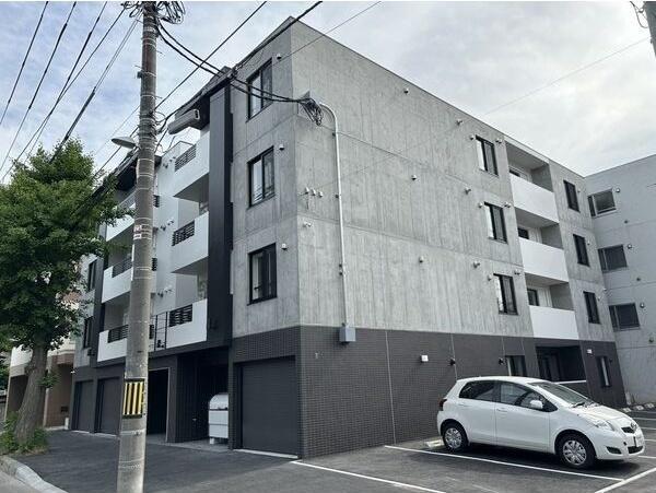 TERRACE　SOEN 駐車場