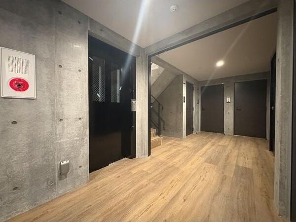 イー・エフ札幌東 ロビー
