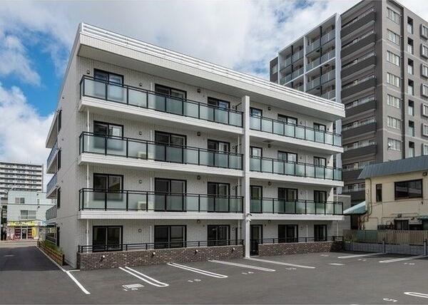 CRUISE　PORT　24St. 駐車場