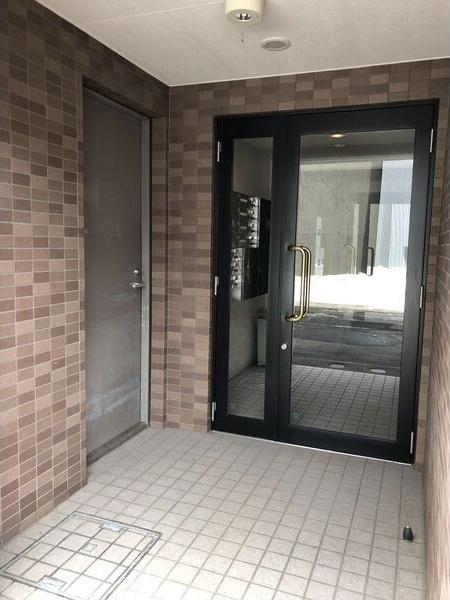 フォーレスト円山北 エントランス