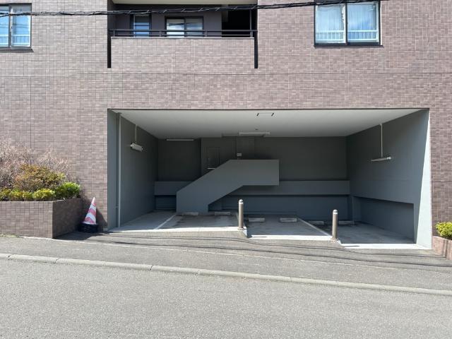 リビオ福住ハウス 駐車場