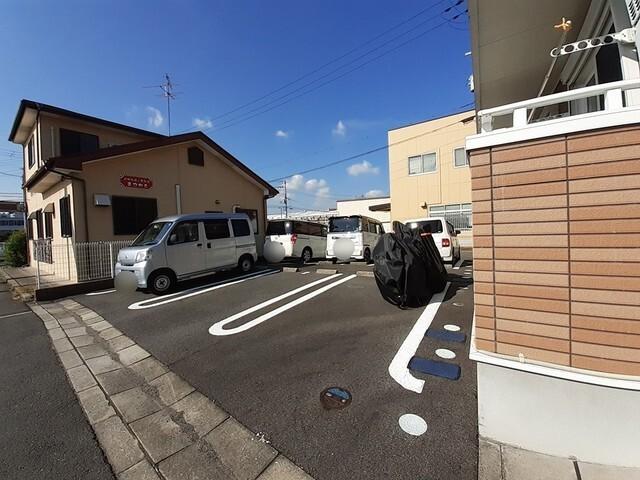 善紀ハイツⅡ号館（103） 駐車場