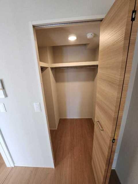 グラシア西大寺　住居（302） 収納