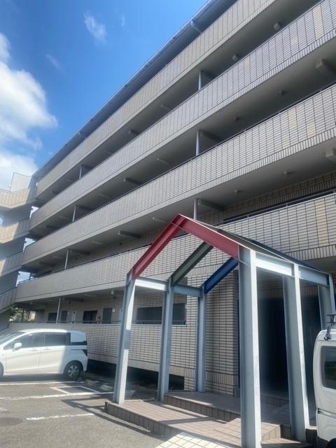小泉サンハイツ 駐車場