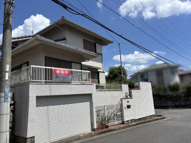 奈良市　松陽台３丁目　５LDK 外観