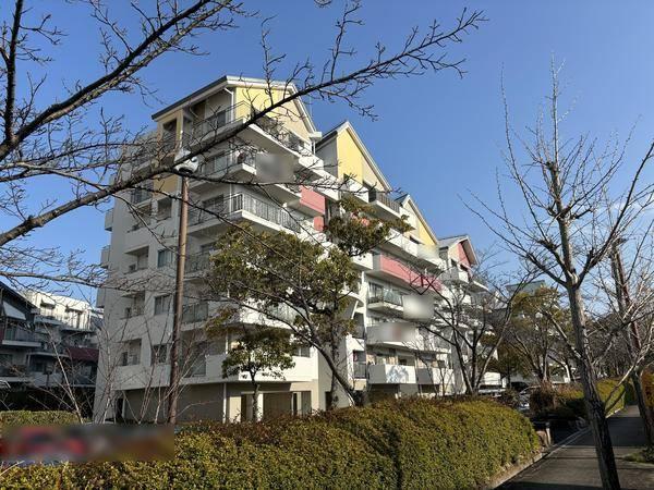 ローレルスクエア木津川台　第１期　１番館 外観