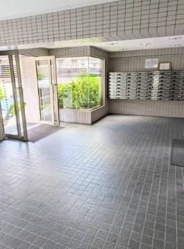 生駒ロイヤルマンション エントランス