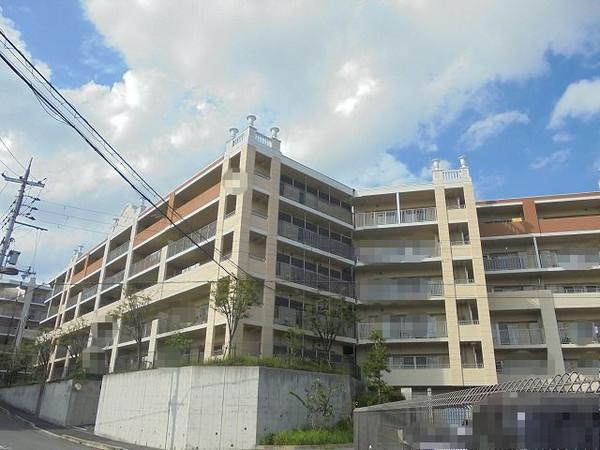 サンクタス・リビオ学園大和町　花のまち 外観
