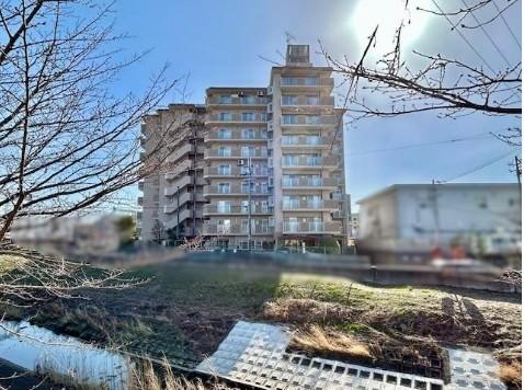 シャンティー西大寺 外観