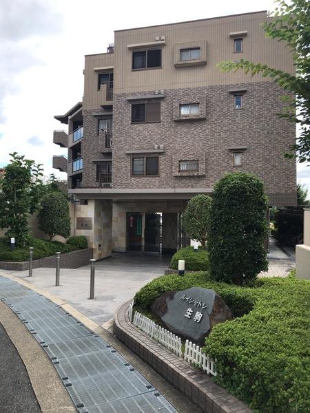 ルイシャトレ生駒 外観
