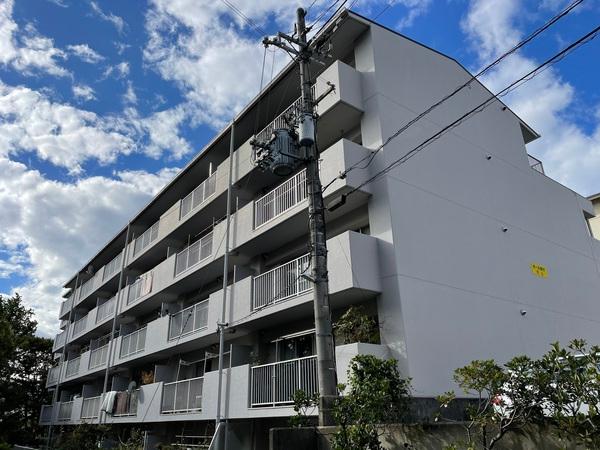 チュリス学園前 外観