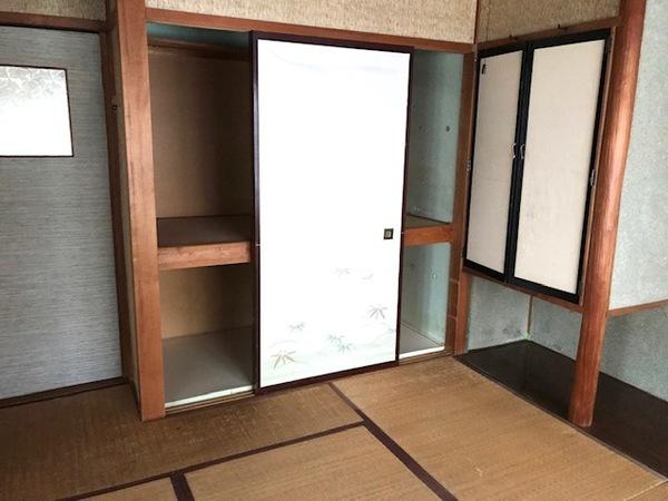 本輪西町借家（1） 収納