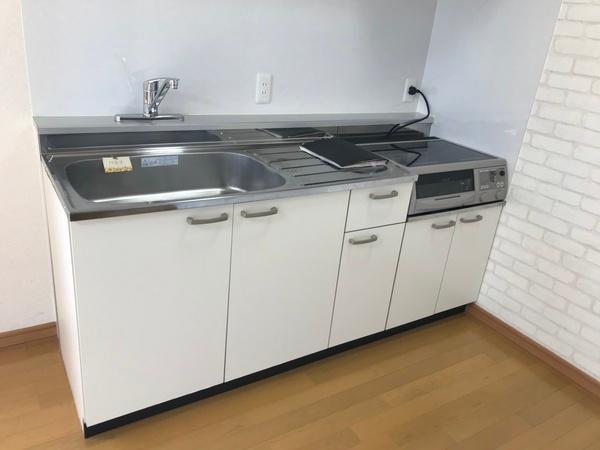 ラフィーネ東町（102） キッチン