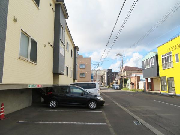 Ｍハイツ東町２（103） 駐車場