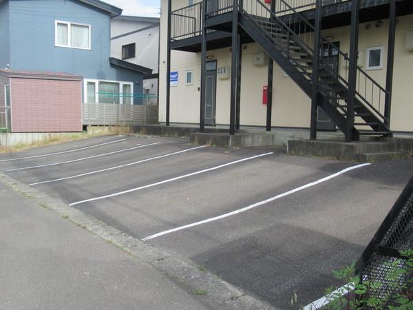 ハイツK＆Y（102） 駐車場