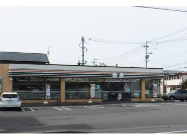 セブンイレブン室蘭宮の森店：624m