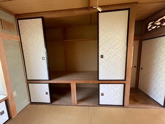 崎守借家 収納