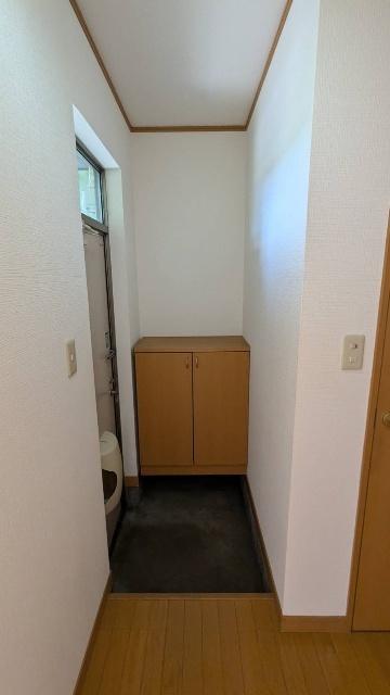 ベルシーヌみどり（105） 玄関