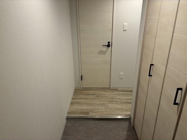 札幌市中央区南十七条西マンション 玄関