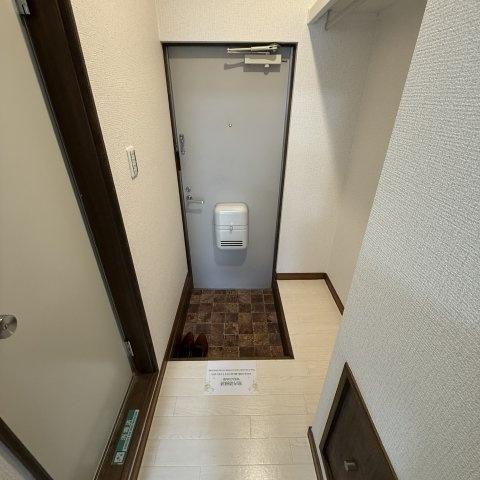 サンライズヒル（101） 玄関
