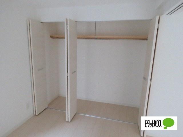 モルティーニ宮の森（402） 収納