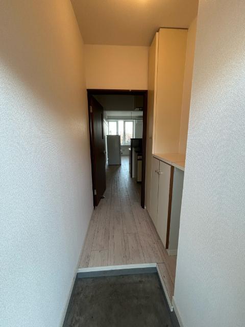 クリスタルハイツ 玄関