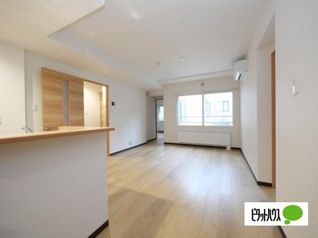 ＨＡＬ旭山公園通り（201） リビング