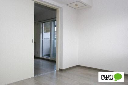 シャルマン５１２（101） その他