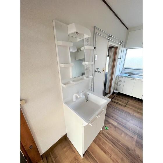 登別本町1丁目16-5戸建 洗面