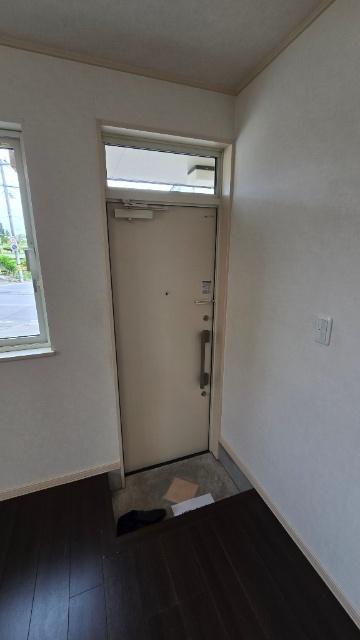 ショコラ（C） 玄関