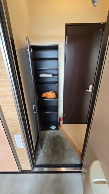 センタービレッジ（302） 玄関