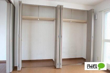 デュ　アンジュ北円山（706） 収納