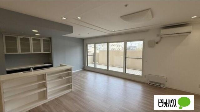 ジェルム西町（107） リビング