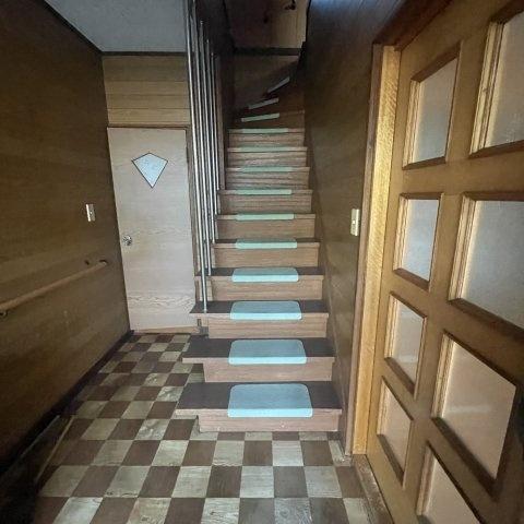 東町5丁目28-10戸建 室内