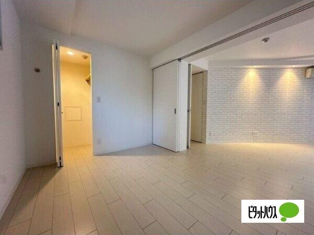 ＭＩＹＡＮＯＭＯＲＩ−ＣＩＴＹ.ＳＴＥＬＬＡ（301） 収納