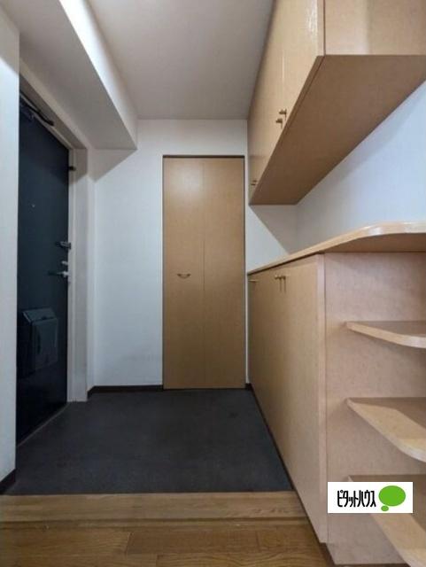 ＴＨＥ　ＲＥＳＩＤＥＮＣＥ　ＰＡＲＫ　ＯＤＯＲＩＫＯＥＮ（505） 玄関