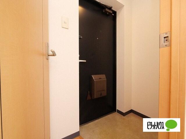 アシル西町Ｃ棟（401） 玄関
