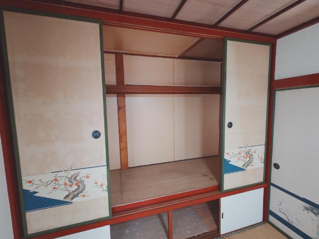 登別市栄町４丁目借家 収納