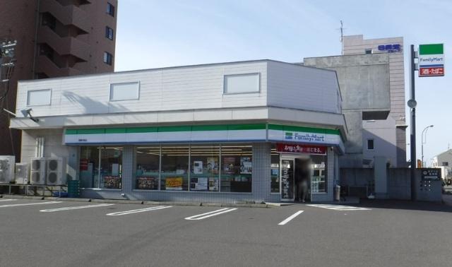 ファミリーマート室蘭中島店：47m