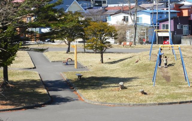 高砂1丁目公園：512m