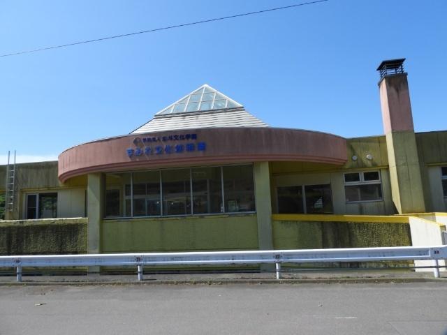 すみれ文化幼稚園：422m