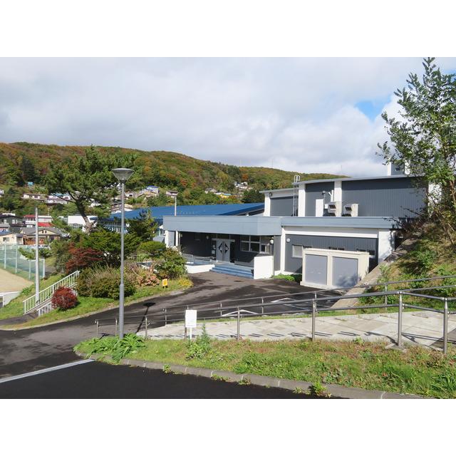 室蘭市立蘭北小学校：2360m