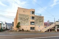 札幌市立伏見小学校：442m