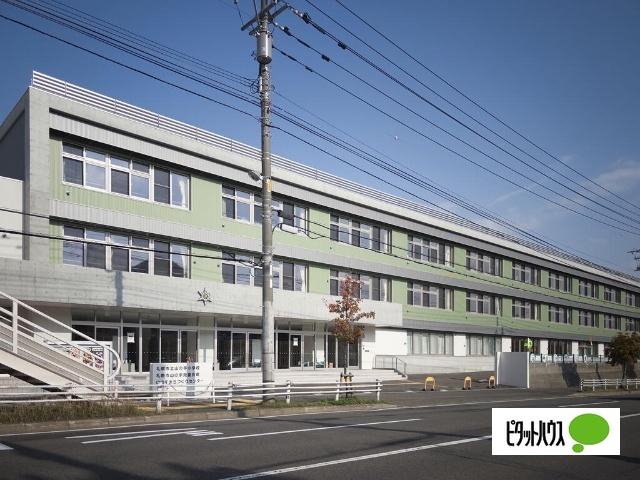 札幌市立山の手小学校：631m