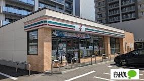 セブンイレブン札幌北4条東1丁目店：232m
