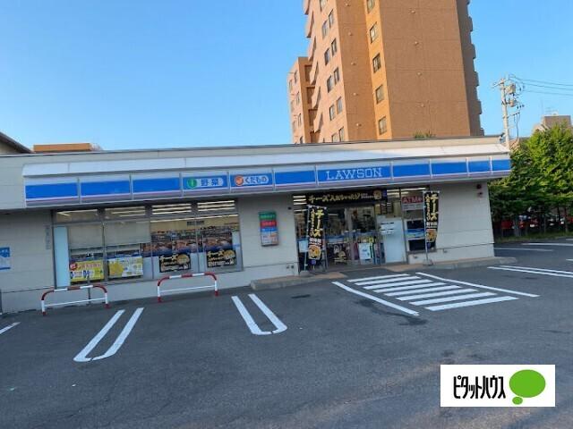 ローソン札幌南11西11丁目店：99m