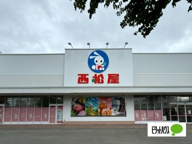 西松屋札幌中央店：129m