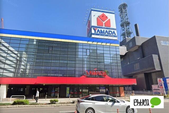 ヤマダ電機ヤマダアウトレット札幌本店：702m