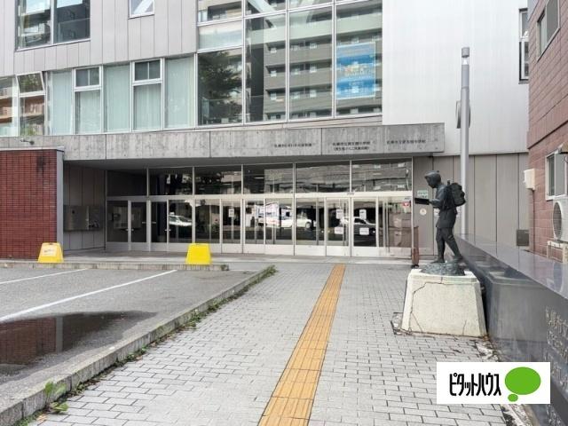 札幌市立星友館中学校：717m